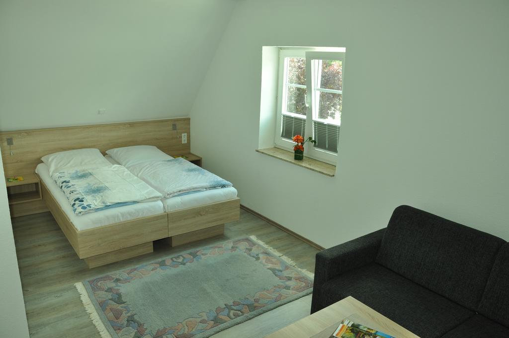 Land-Gut-Hotel Westerkrug Wanderup Экстерьер фото