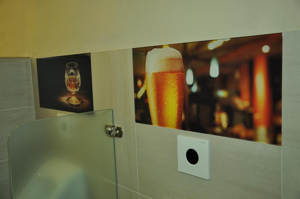 Land-Gut-Hotel Westerkrug Wanderup Экстерьер фото